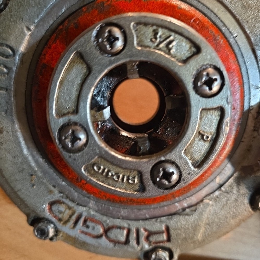 RIDGID 700 Power Drive Pipe Threader