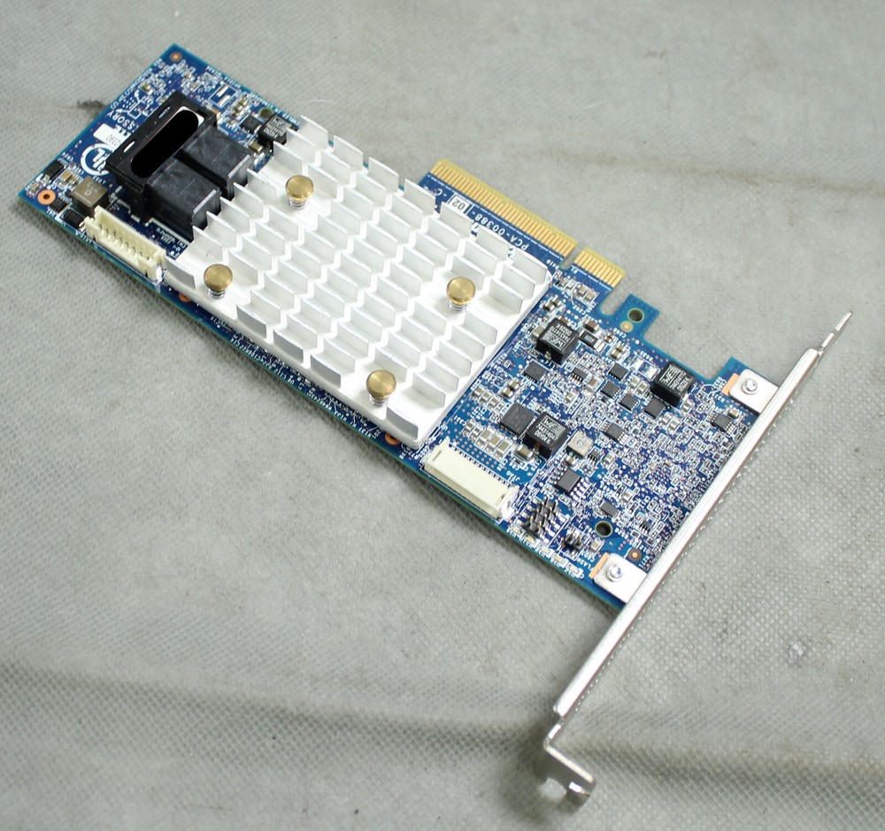 Microchip Adaptec SMARTRAID 3154-8i 2291000-R RAID Adapter Card