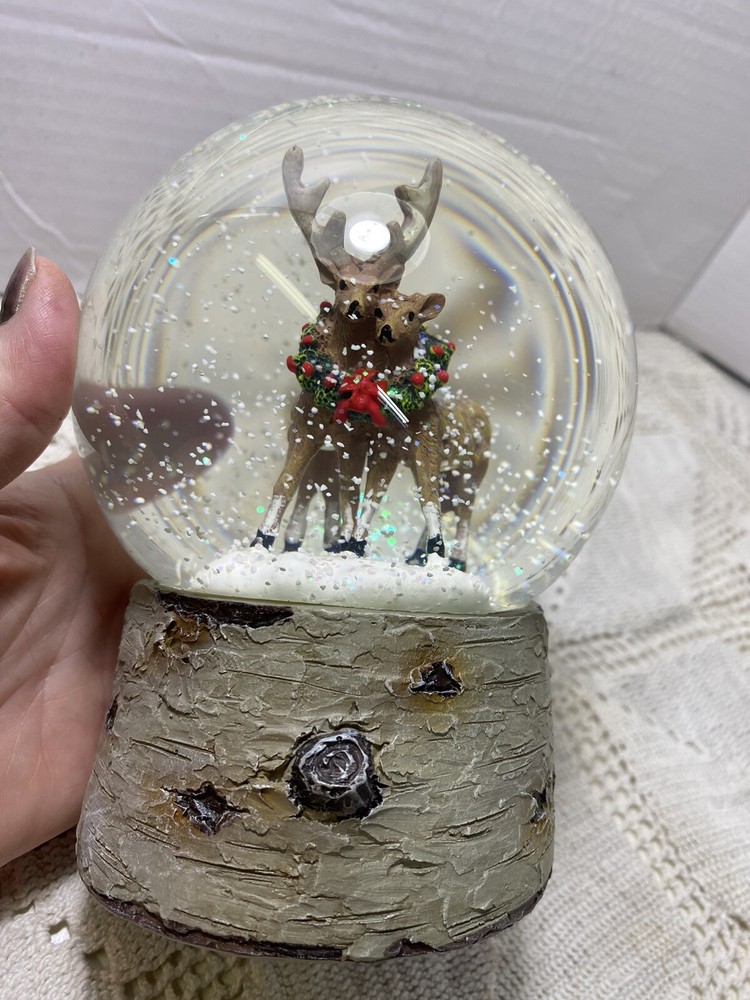 Martha Stewart 7” Stag&doe Snowglobe Musical Pristine E75