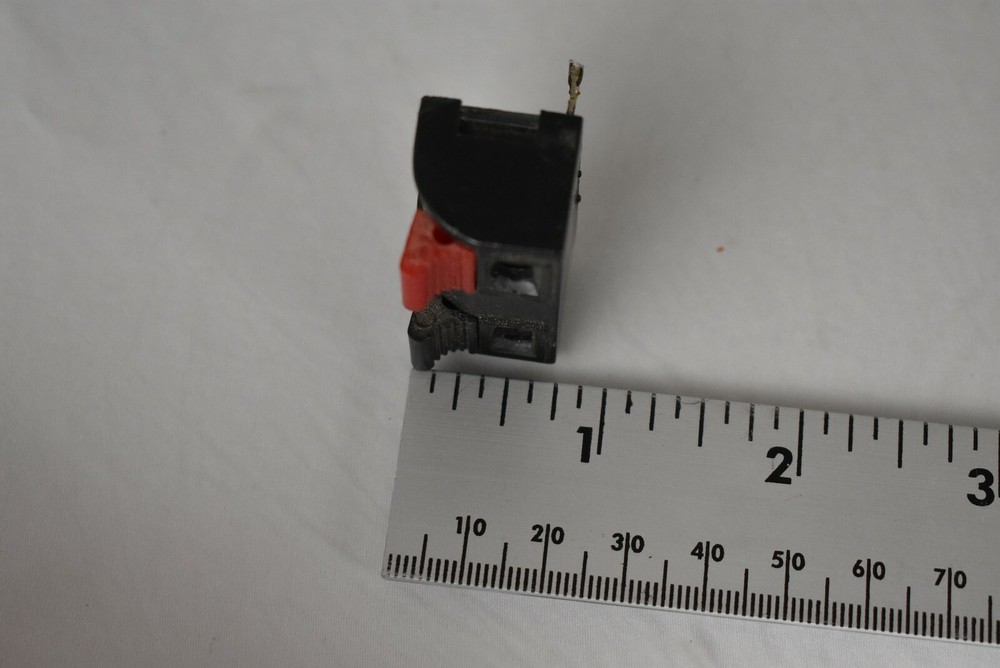 Single Vintage Polk DCM Binding Post