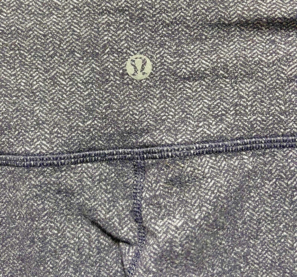 LULULEMON WOMENS GRAY LEGGINGS SIZE 4