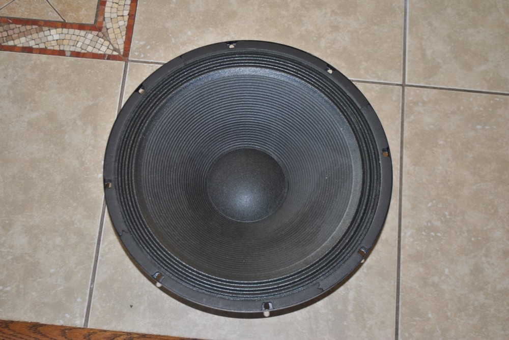 yamaha jay6120 speaker