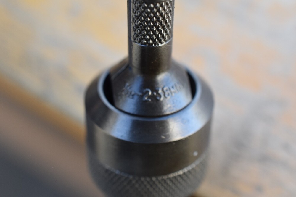 Avdel Power tool 715 type air riveter 7150