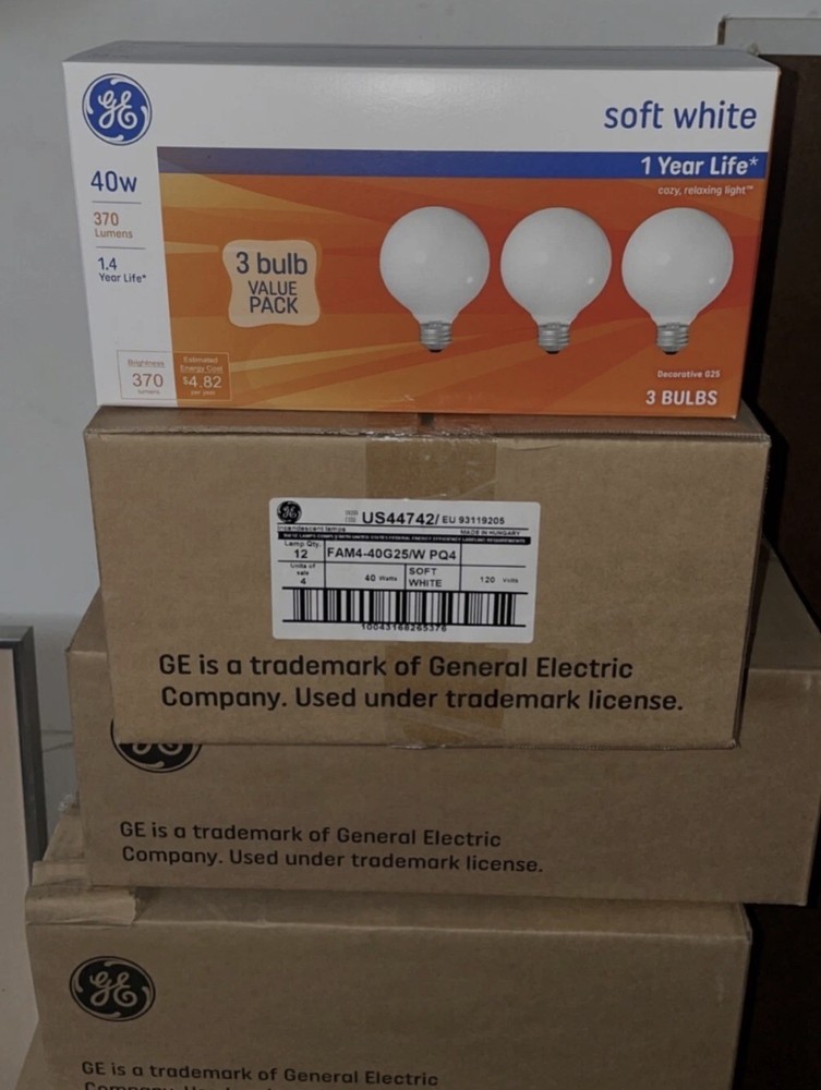 ***12 Bulbs*** GE 40-Watt Soft White G25 Vanity Globe Light Bulbs Medium Base