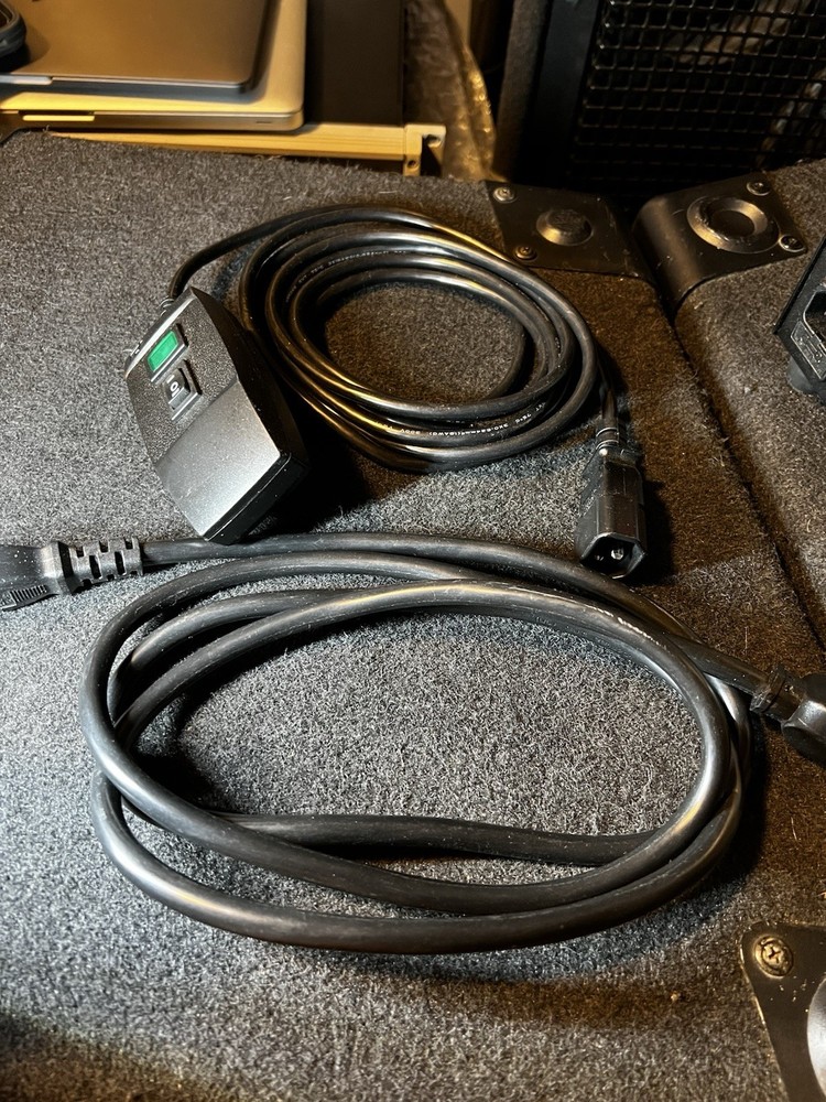 Rosco Mini V Fog Machine 120V