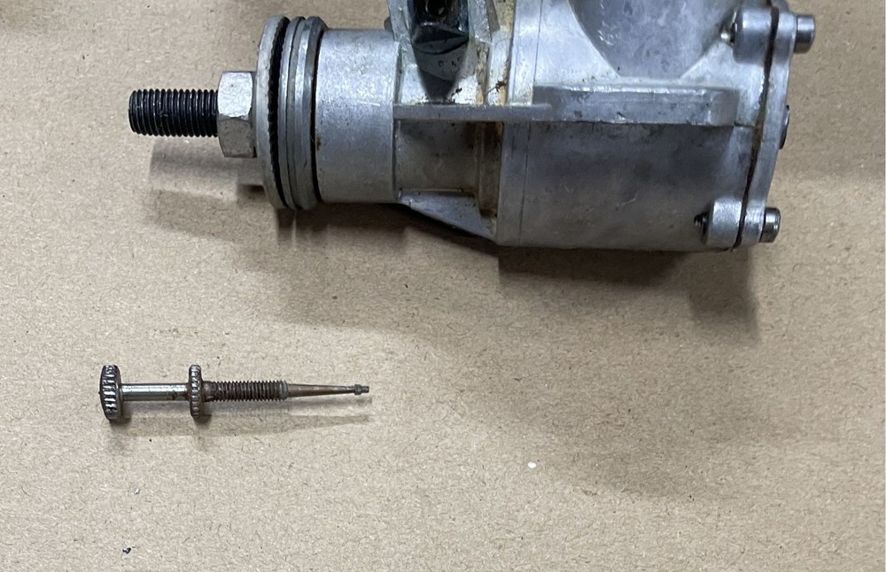 Vintage FOX .35x Model Airplane Engine