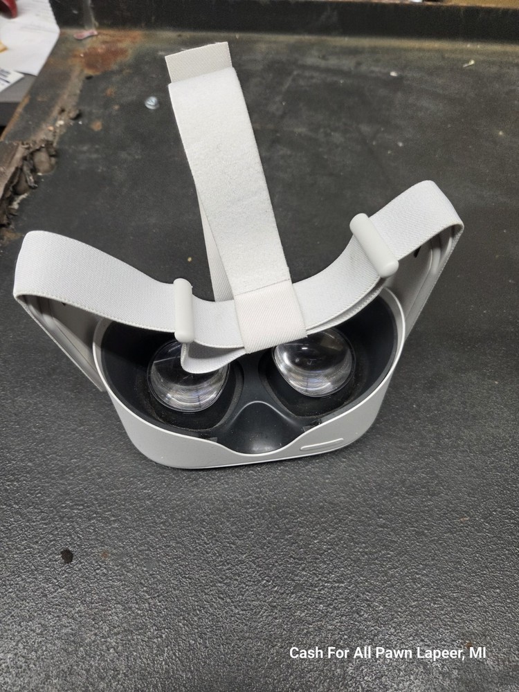 Meta Oculus Quest 2 VR Headset HEADSET & STRAP ONLY -working