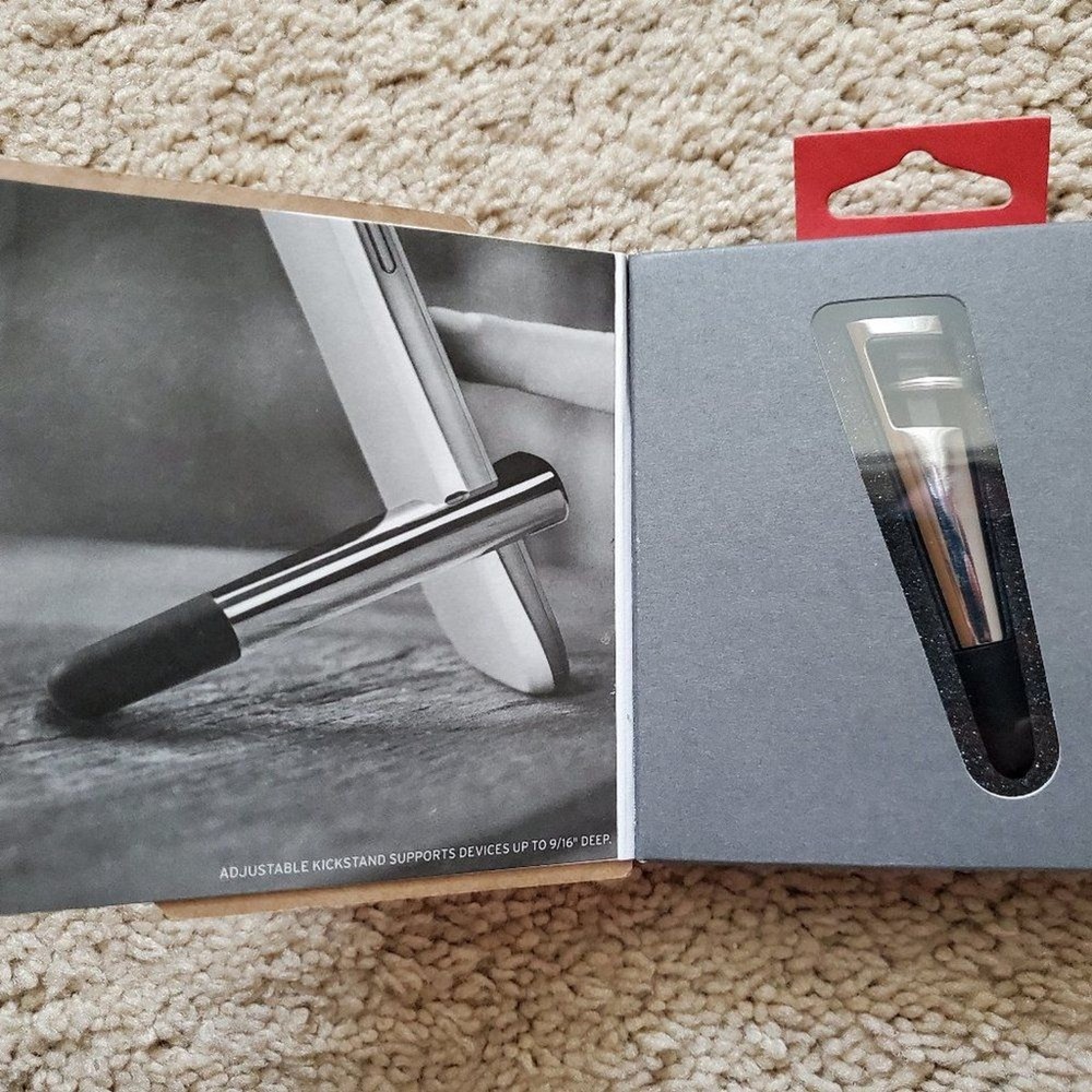 Quirky Upwrite stylus/kickstand NEW