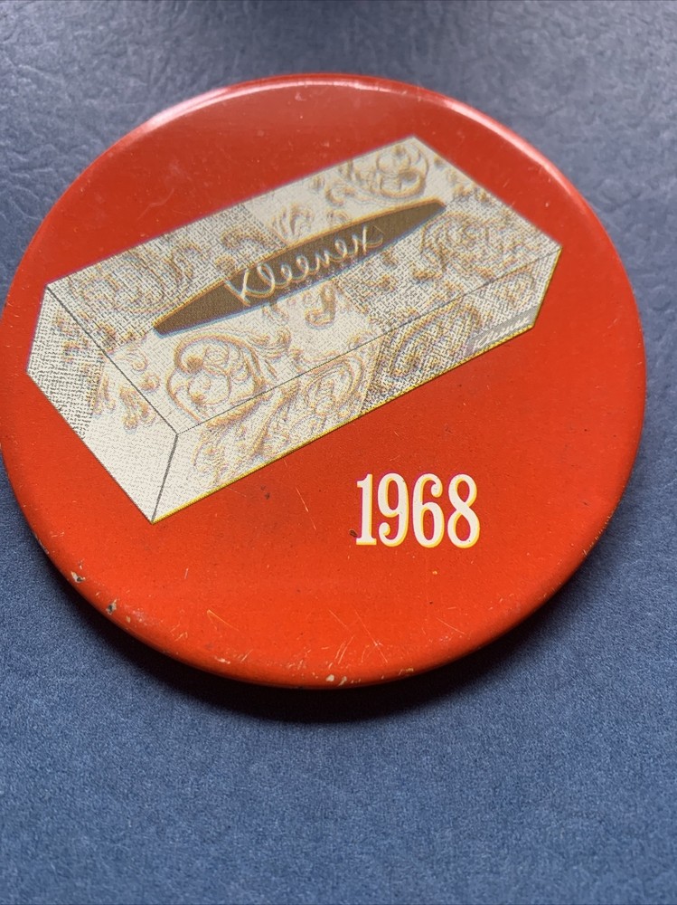 1968 Kleenex Pinback Button Advertising