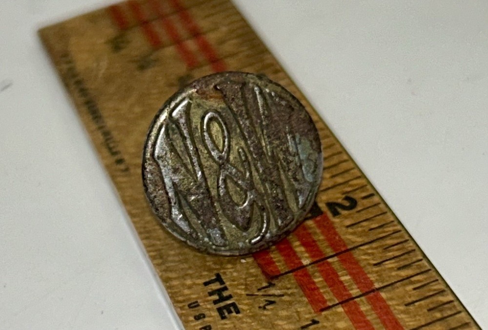 Antique Brass N&W OVERALLS Button Riveted Shank Excellent Condition