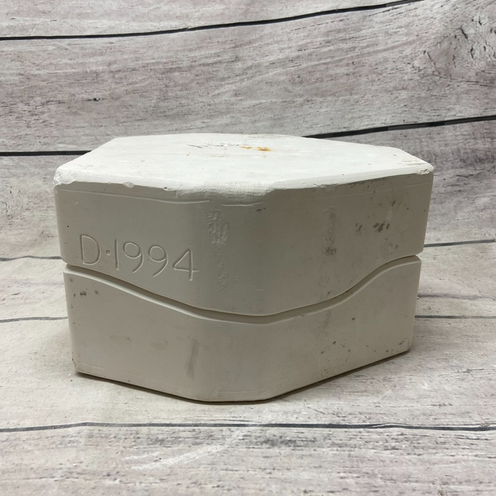 Vintage Dona’s Molds Ceramic Casting Mold Cat & Kitten #D-1994