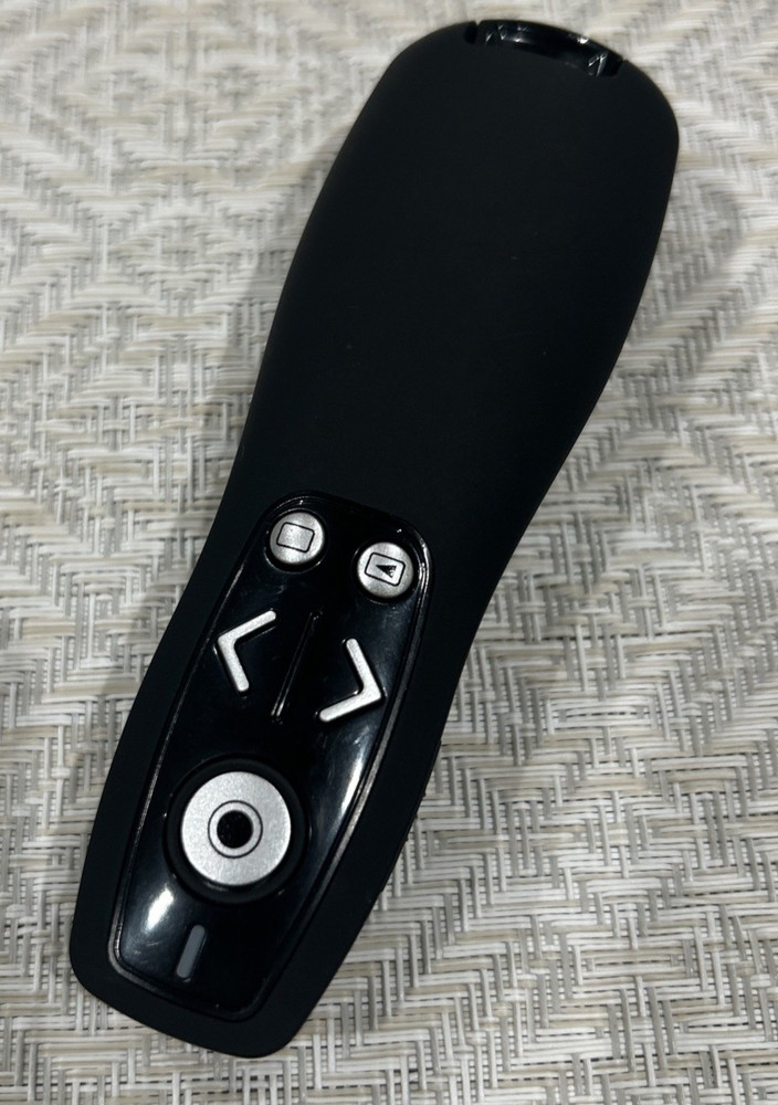 Presentation Clicker Wireless Remote Use 2 AAA Battery Red Light Pointer USB & C