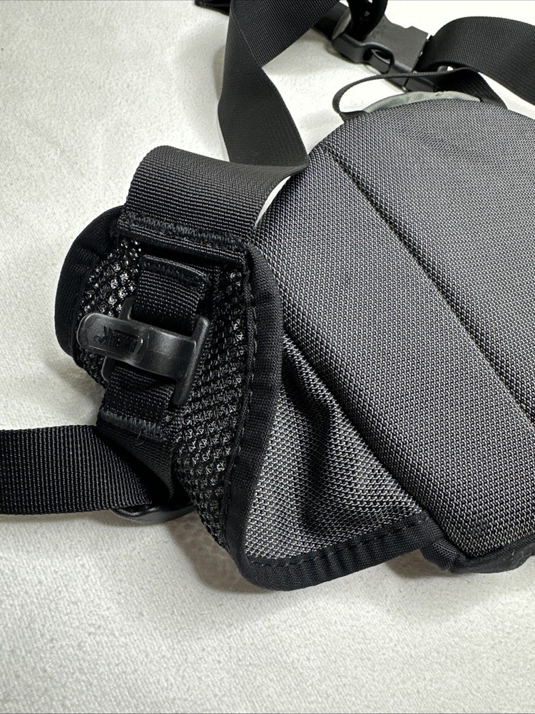 Camelbak Flashflo Hydration Fanny Pack Hiking