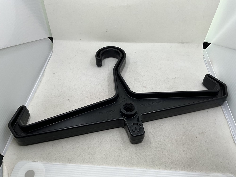 THREE Underwater Kinetics BC Hangers / Regulator Hangers