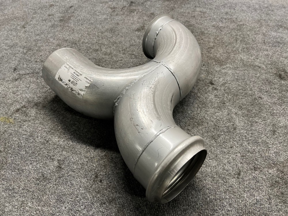PACCAR PETERBILT M66-7875 PIPE EXHAUST Y