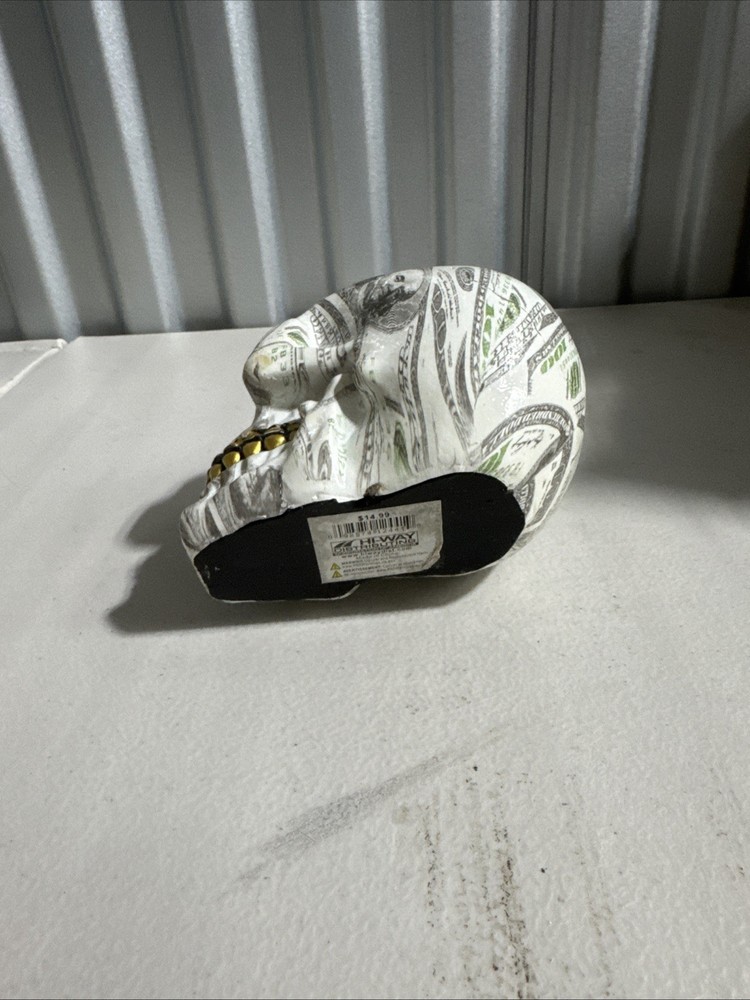 Porcelain skull decor