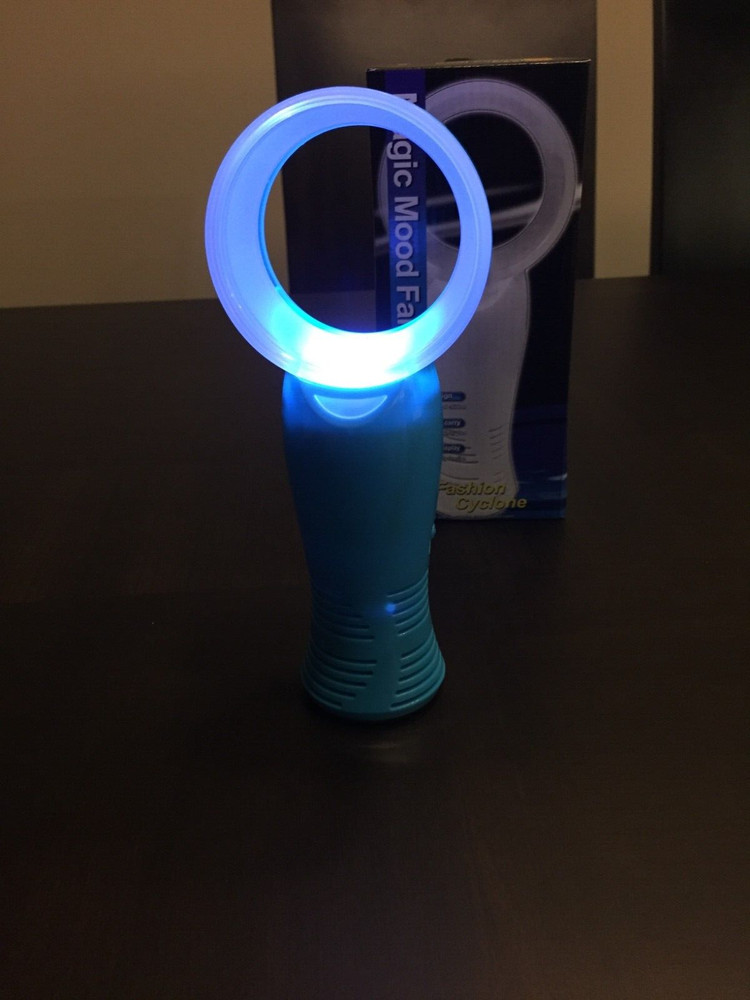 bladeless fan portable with led change color