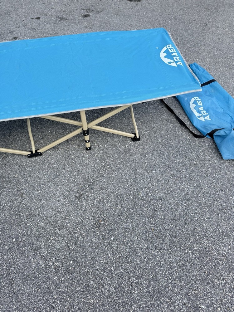 ARAER Camping Cot Blue 450LB Rating Good Condition