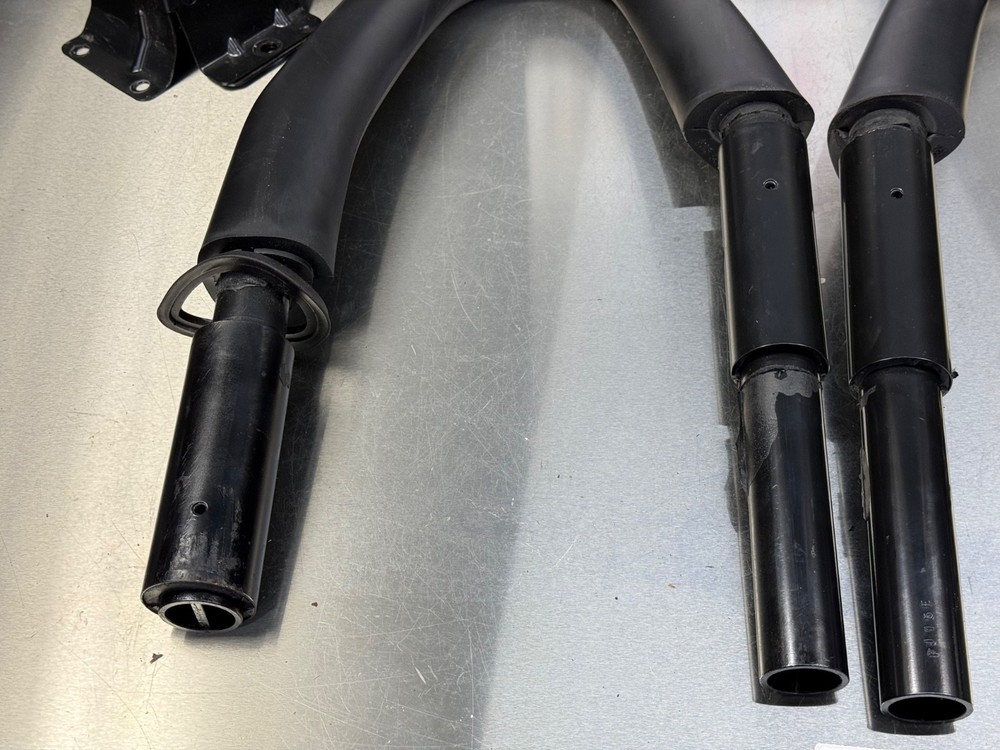 1996-02 BMW Z3 E36/7 Roll Bar Set Rear Right & Left Pair W Hardware & Brackets