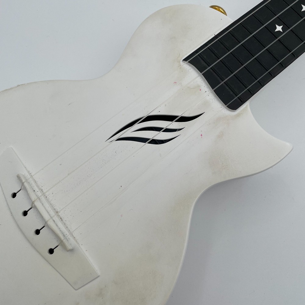 Enya Ukulele White