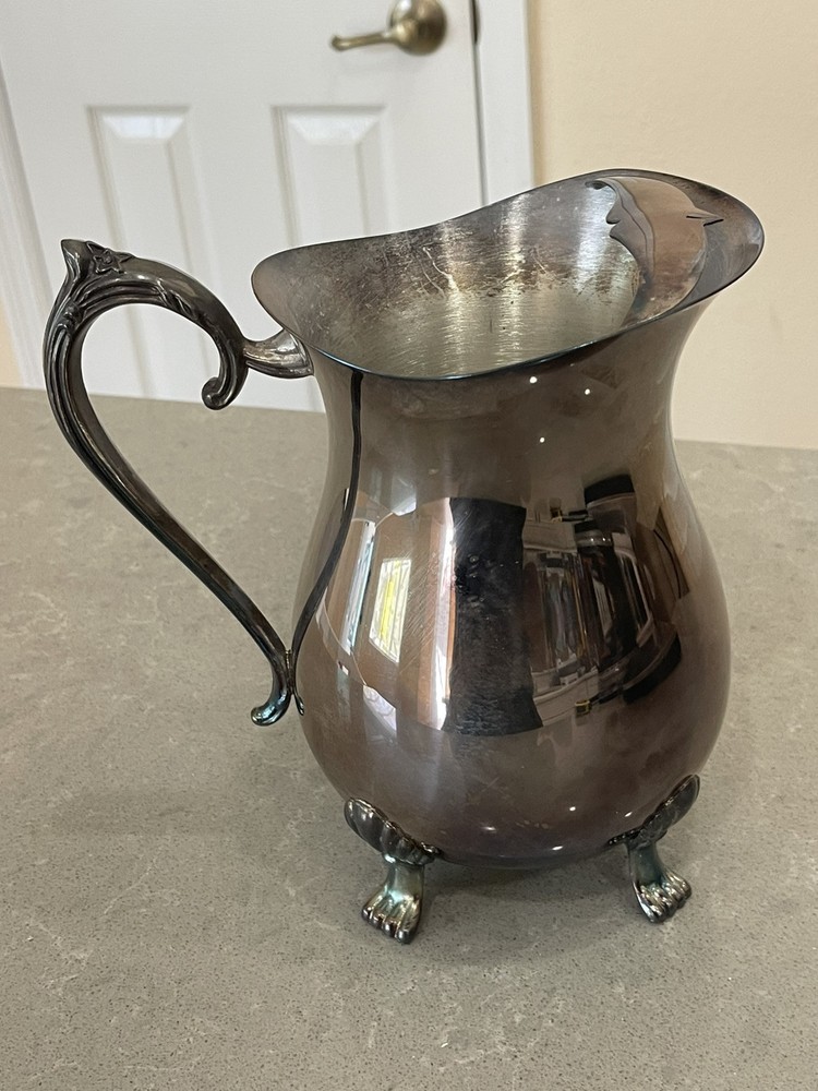 Leonard Silverplate Footed Water Pitcher With Ice Lip 8.5”
