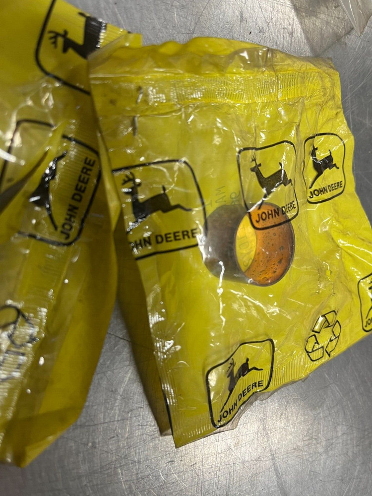 R33168 OEM John Deere Bushing