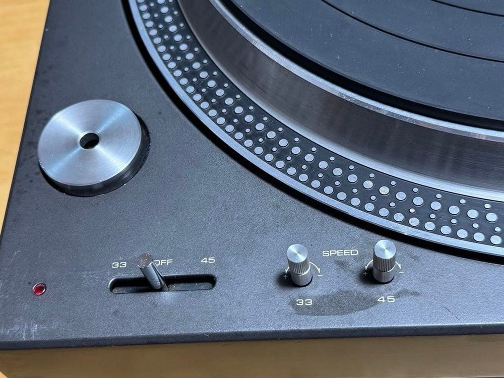 Technics SL-1100 Direct Drive Record Player Turntable JP
