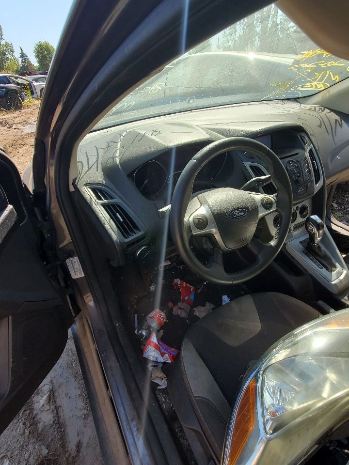 Engine ECM Electronic Control Module Gasoline VIN 2 Fits 12-13 FOCUS 1266044