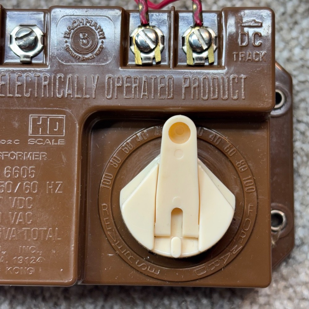 Bachmann HO Power House Power Pack Train Transformer Model AE44-6605 .