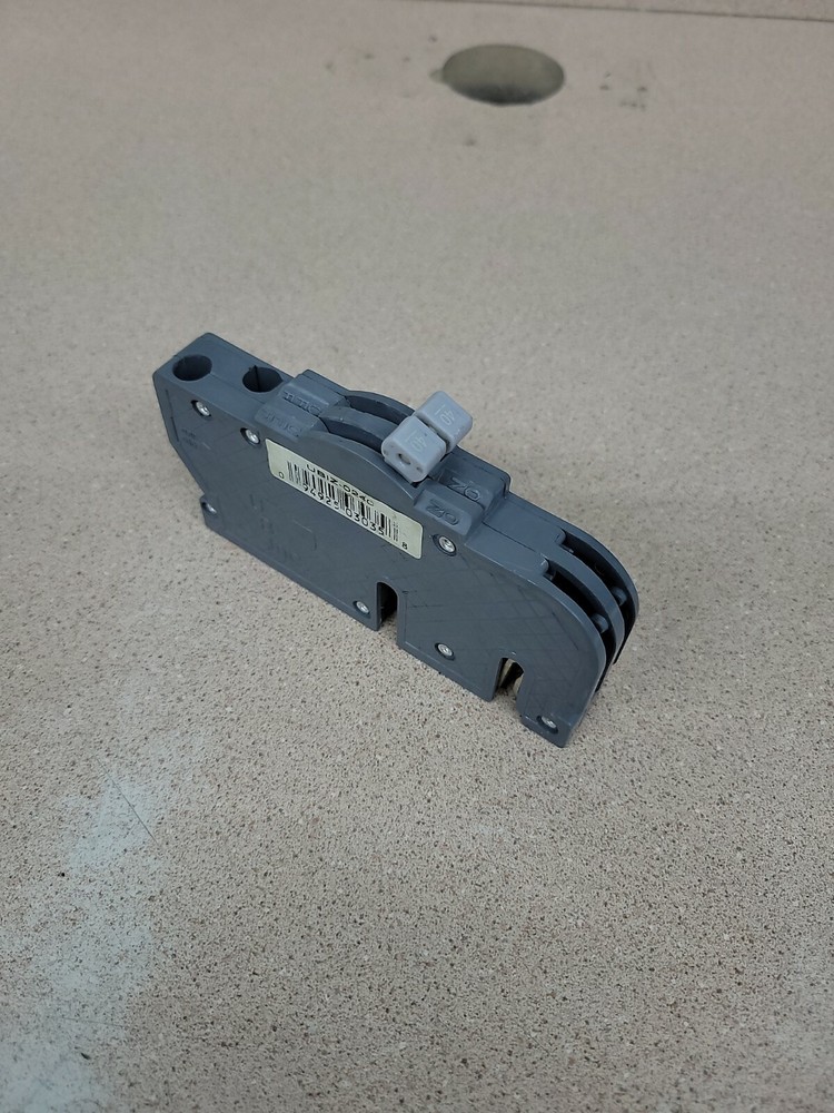ZINSCO UBIZ-0240 2 POLE 40 AMP THIN CIRCUIT BREAKER