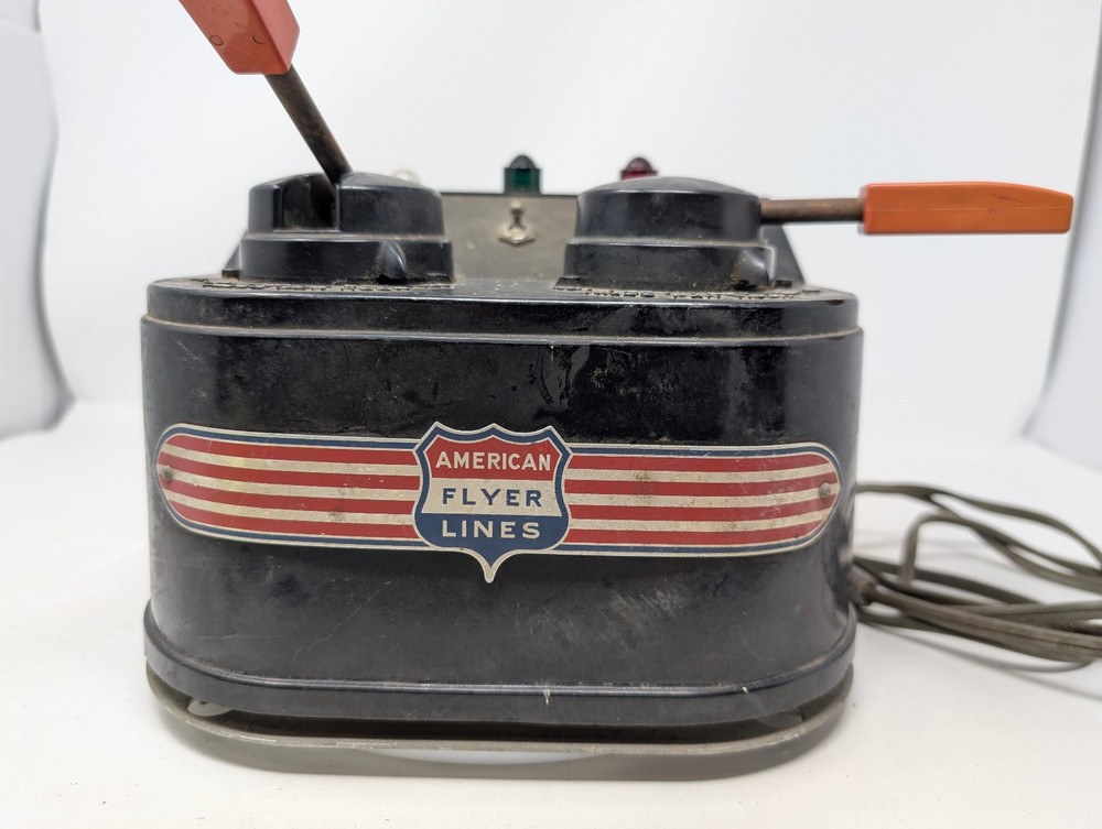 AMERICAN FLYER 18B, 175-WATT -2 TRAIN TRANSFORMER - TESTED WORKING