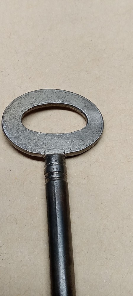 Vintage Hallow Barrel Antique Skeleton Key Solid Steel