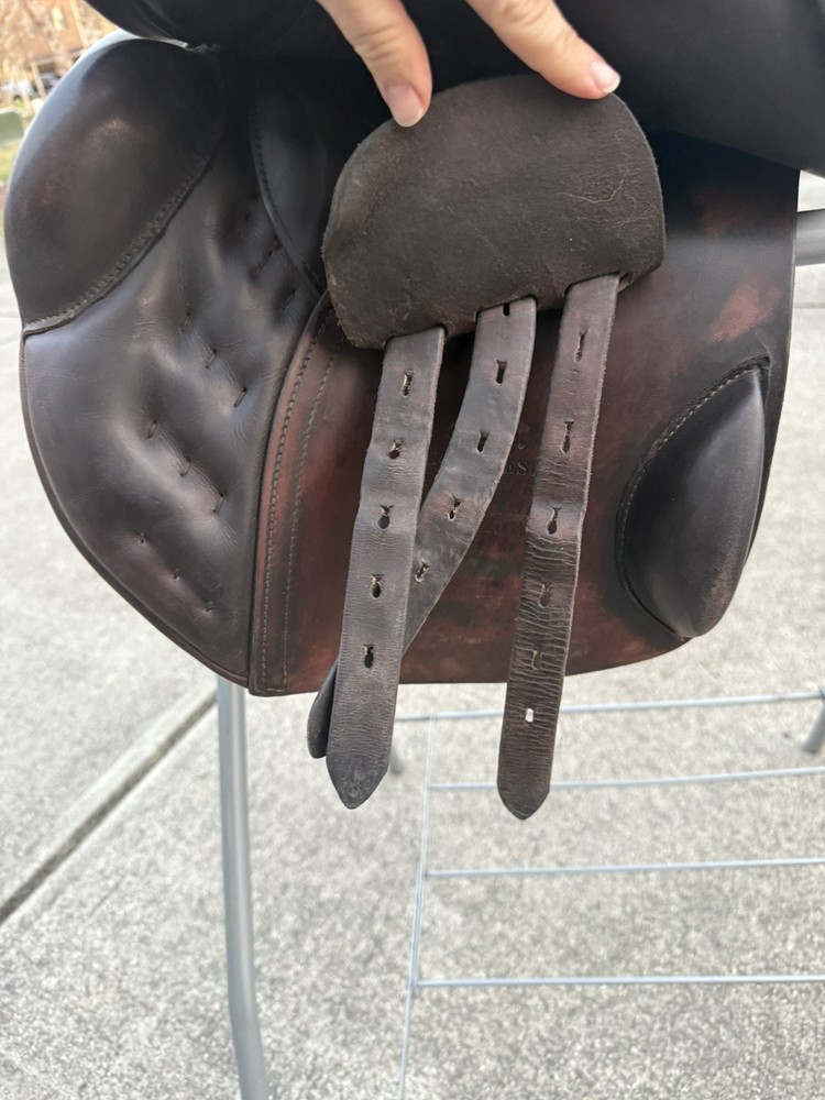 17.5” County Conquest Saddle XTR Leather Medium Tree Wool Flocked