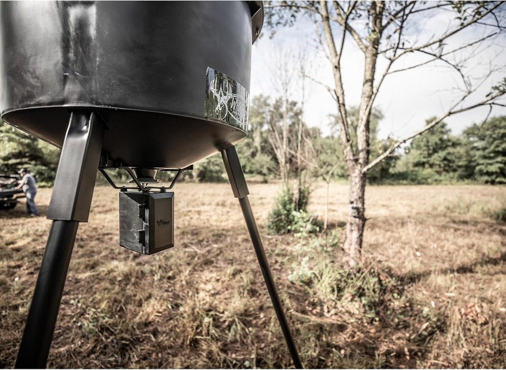 Reliable Construction Hunting Feeder - 270 lbs