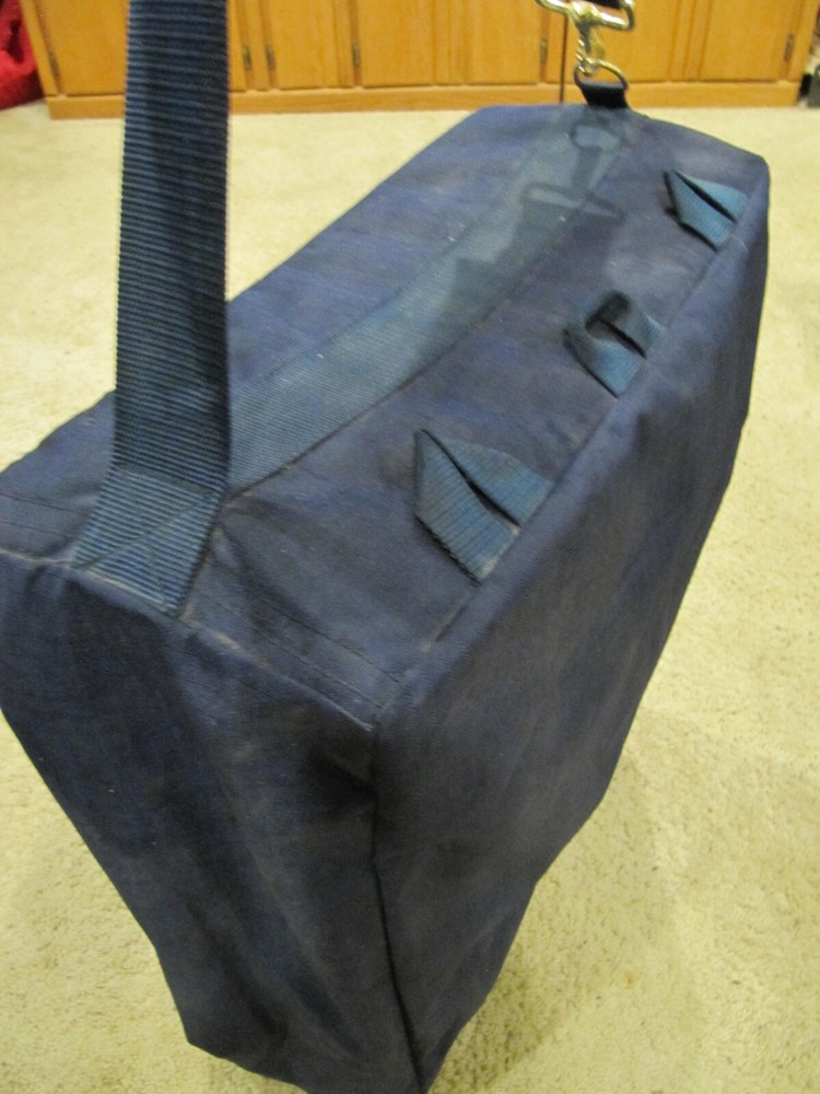 Hanging Blanket Wrap Stall Tack Bag