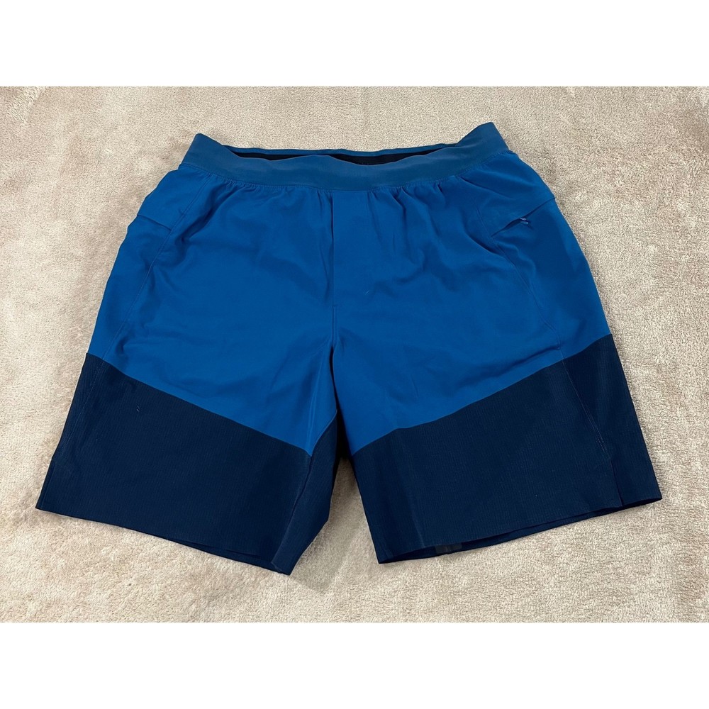 Lululemon T.H.E short Mens size Medium blue Training Athletic Gym