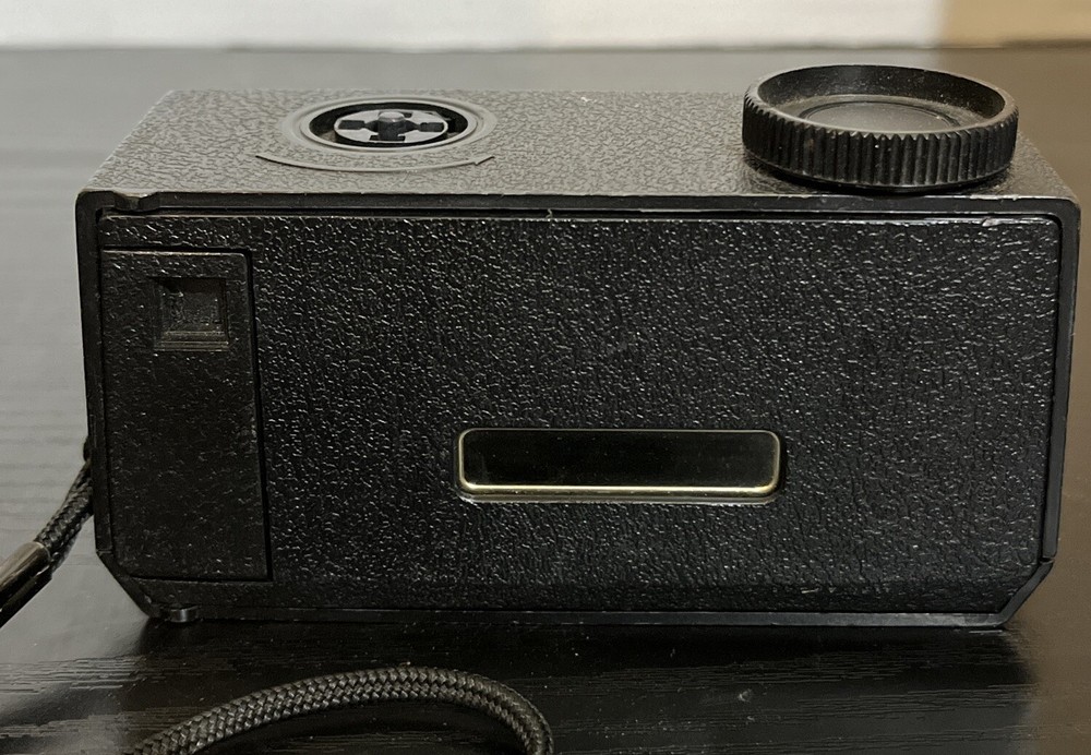 Vintage Kodak Instamatic 44 Camera *Untested*. “C1“