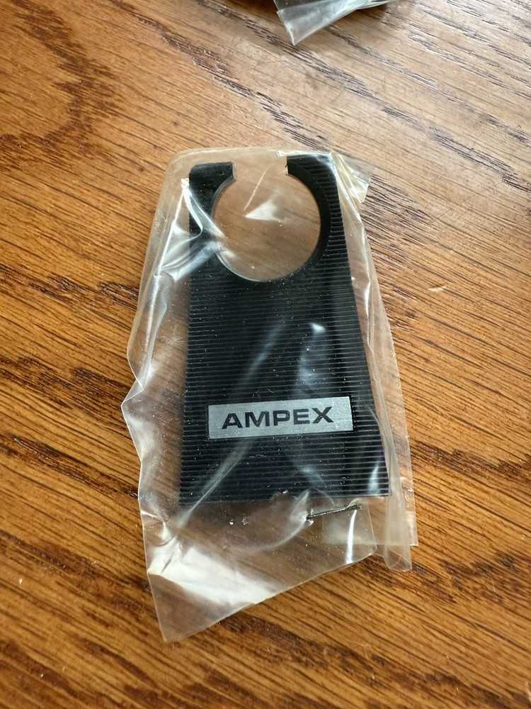 ⭐️Ampex 702 Microphone 50Kohms Dynamic Untested Excellent Condition Vintage