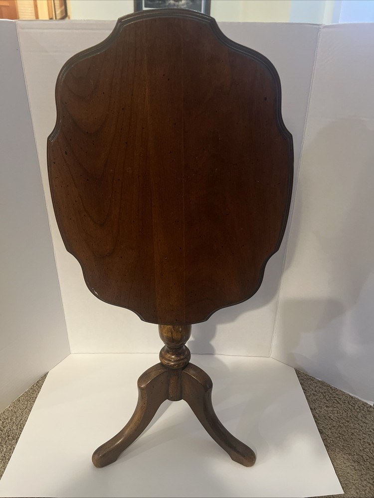 Small Tilt Table Vintage Dark Wood