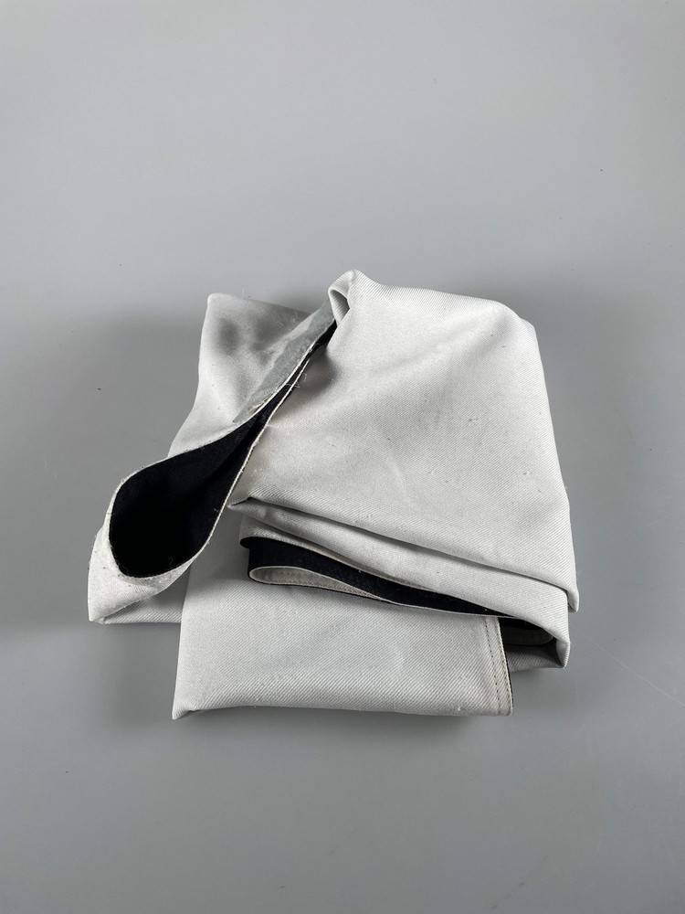 Large Format Dark Cloth for focusing calumet