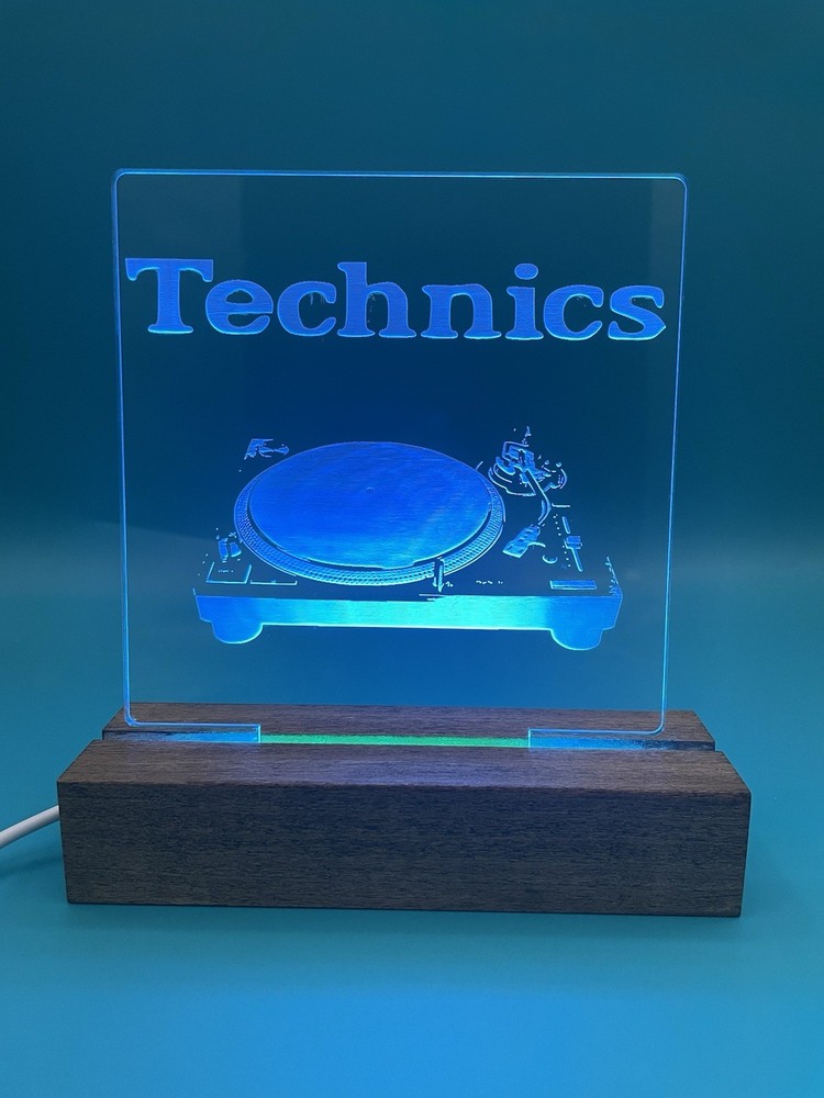Technics SL-1200M3D Quartz Direct Drive Turntable LED Sign