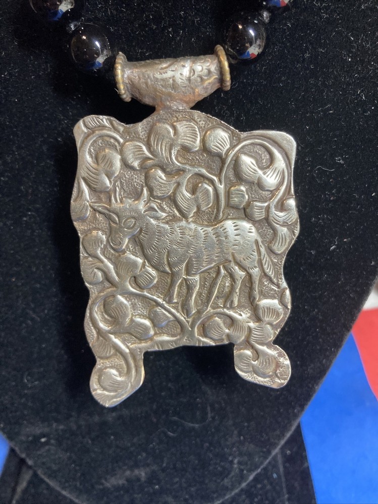 Boho Onyx Silver Tone Etched Frog Pendant Reversible Statement Necklace 20” DS