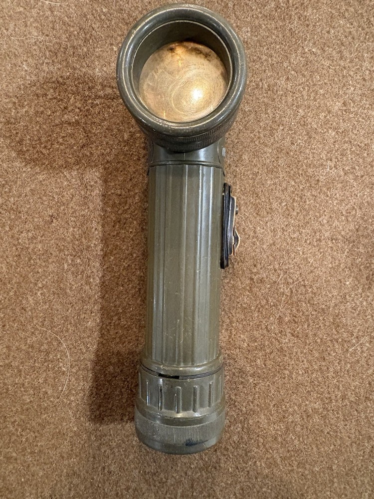 Original WW2 USGI TL-122D Flashlight