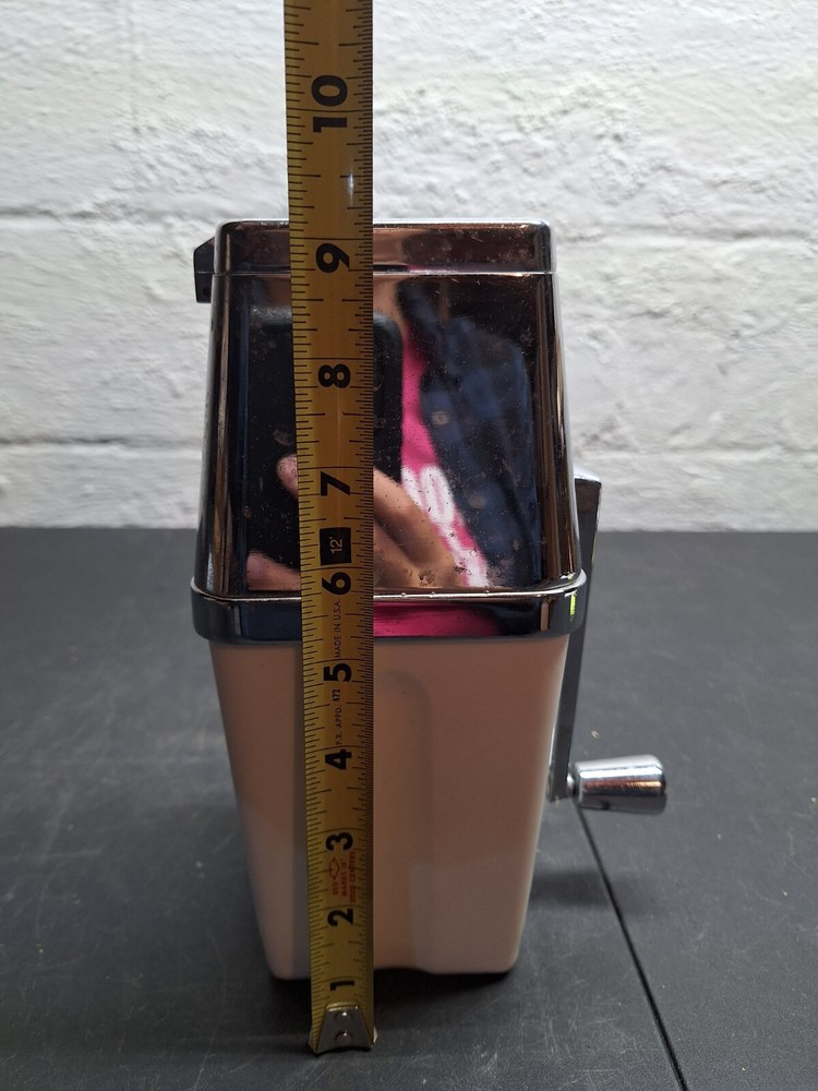 METROKANE Retro Hand Crank Chrome Ice Crusher Course/Fine