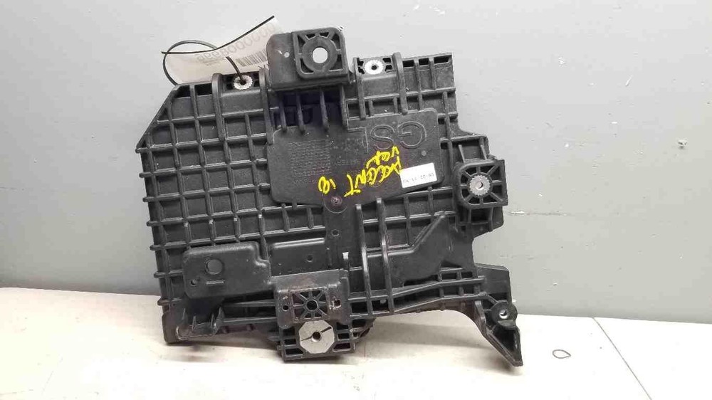 ✅ 2018 HYUNDAI ACCENT BATTERY TRAY OEM