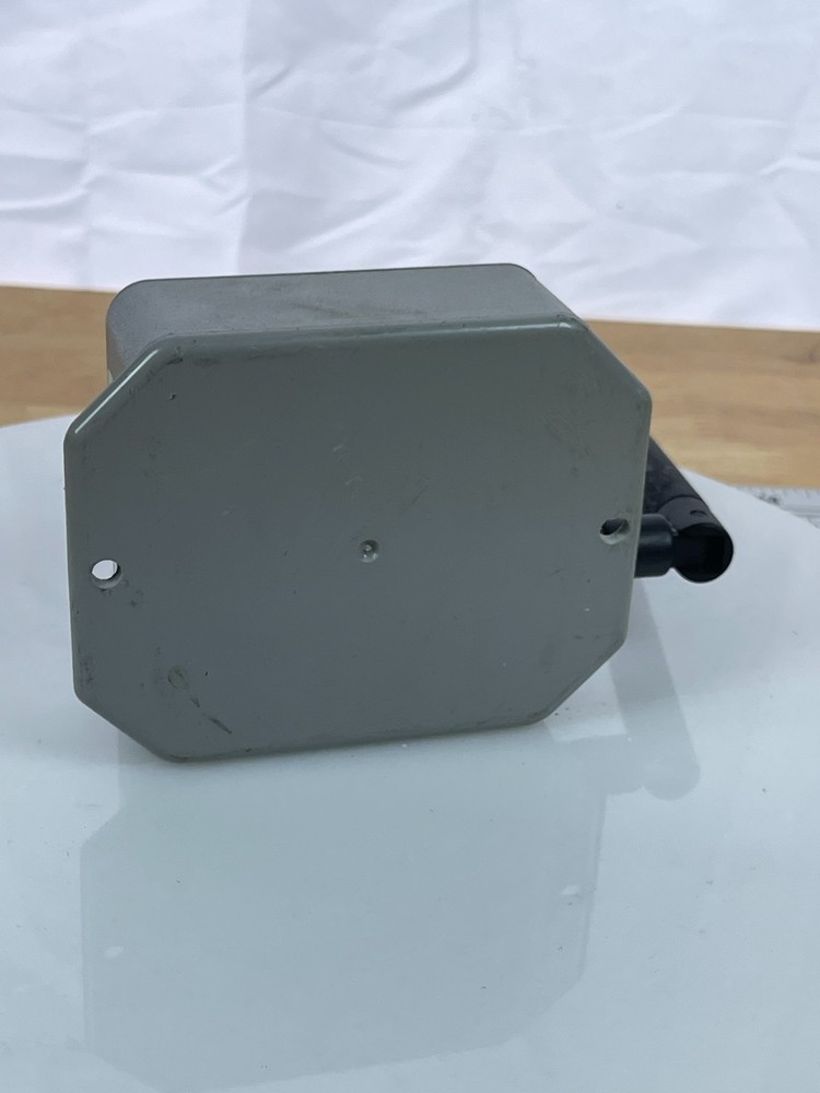 Siemens FLNX Module 563-004 FLN Network Interface 24VAC Tested