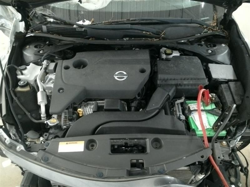 ALTIMA 2014 High Mounted Stop Light 1039984341