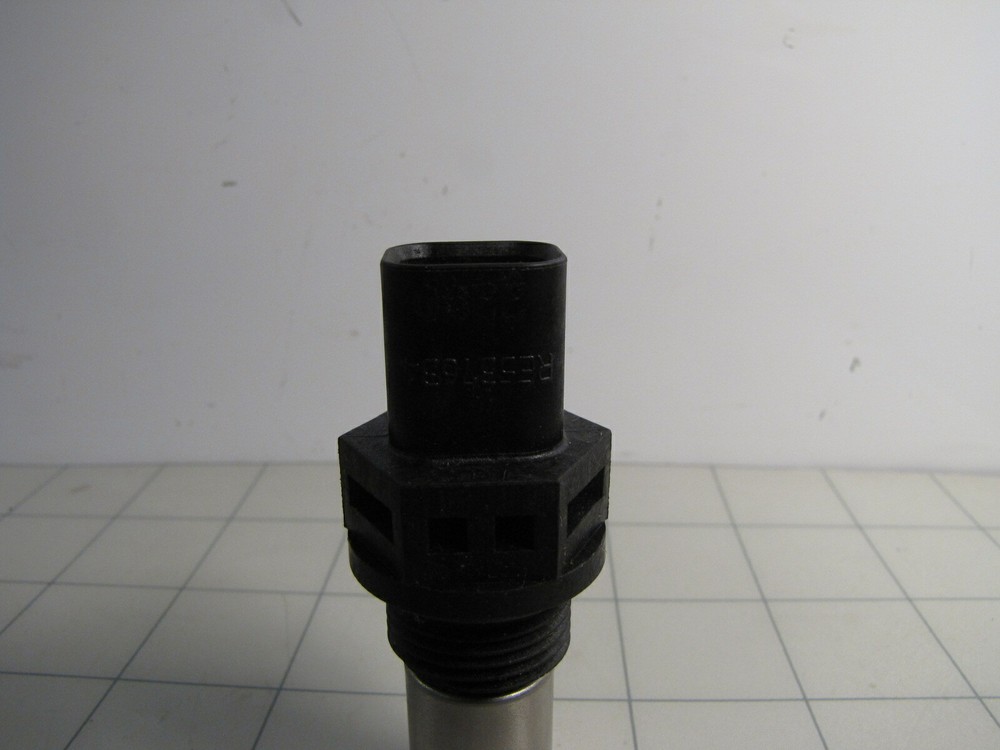 RE537634 Engine Speed Sensor for John Deere NEW