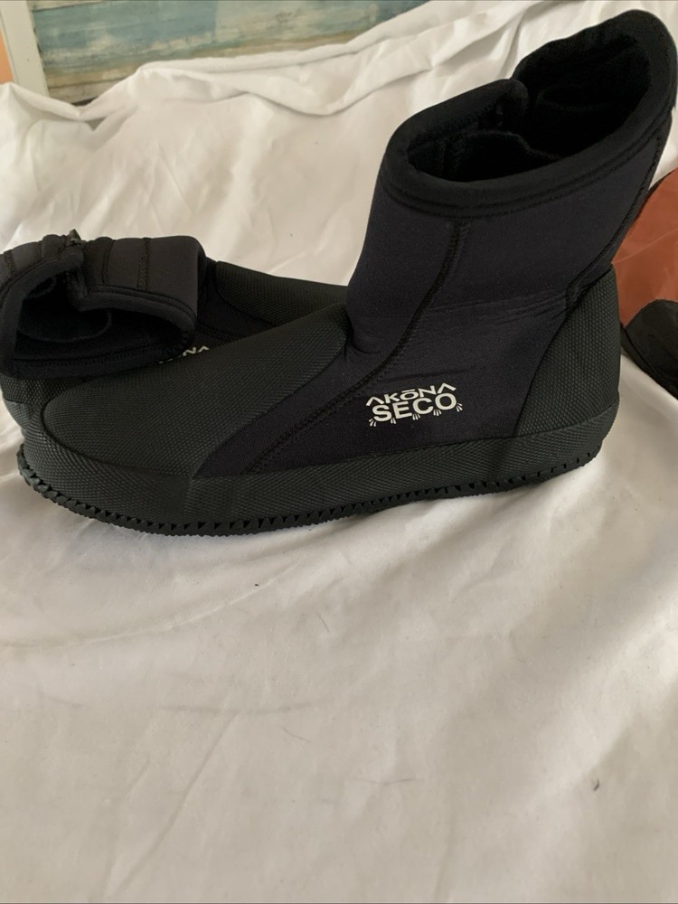 Akona Suba Diving Booties  - Seco Self Draining Boot Size 12 Black With Bag