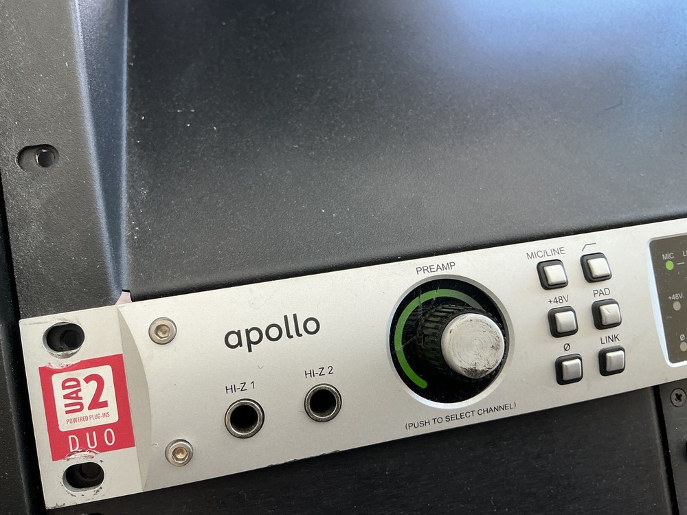 Universal Audio Apollo 8 Duo Thunderbolt 2 Audio Interface, many actived plugins